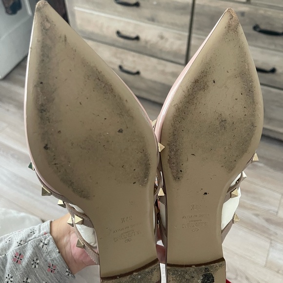 Valentino Rockstud mules in light pink - Picture 9 of 11